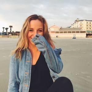 Meet your Posher, Jenn